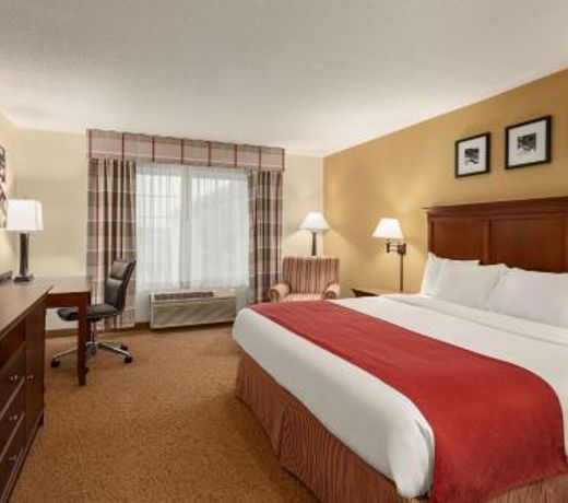 Country Inn & Suites by Radisson, Ames, IA