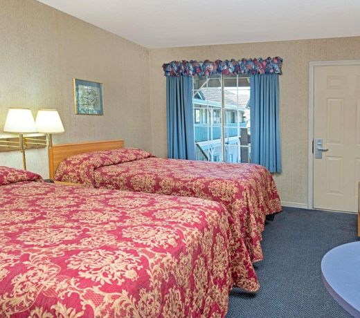 Super 8 by Wyndham Auburn