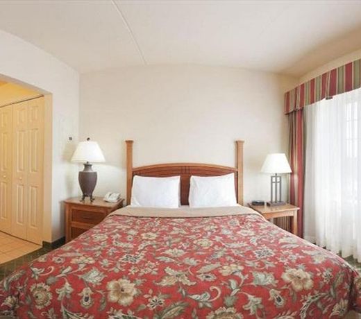 Homewood Suites by Hilton Aurora Naperville