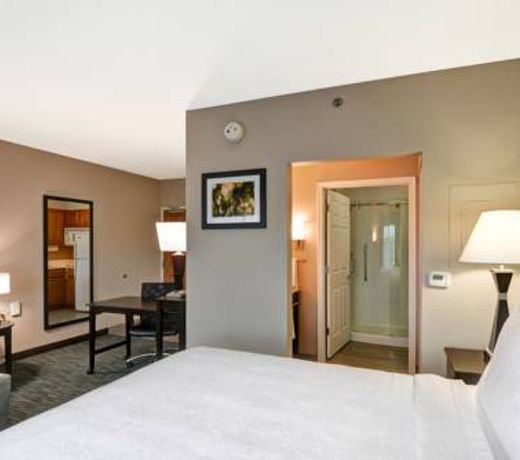 Homewood Suites by Hilton Aurora Naperville
