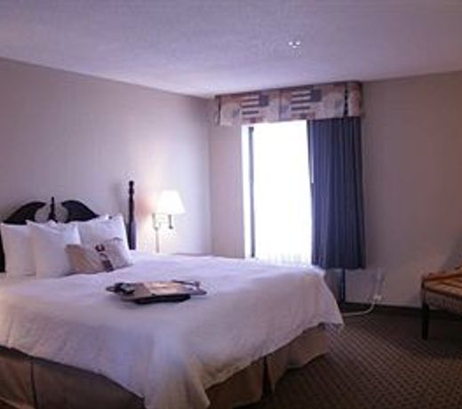 Hampton Inn Olathe