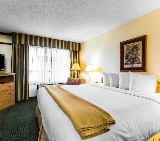 Quality Inn & Suites