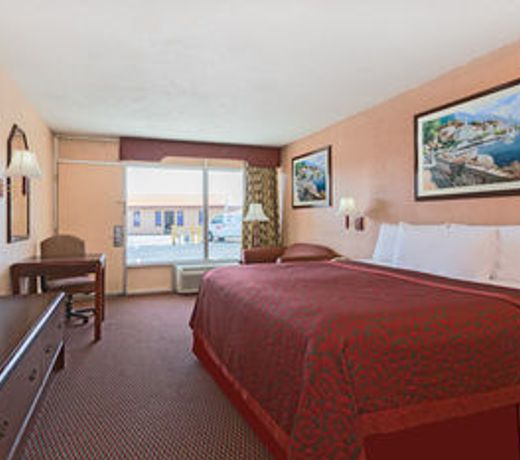 Days Inn by Wyndham Waycross