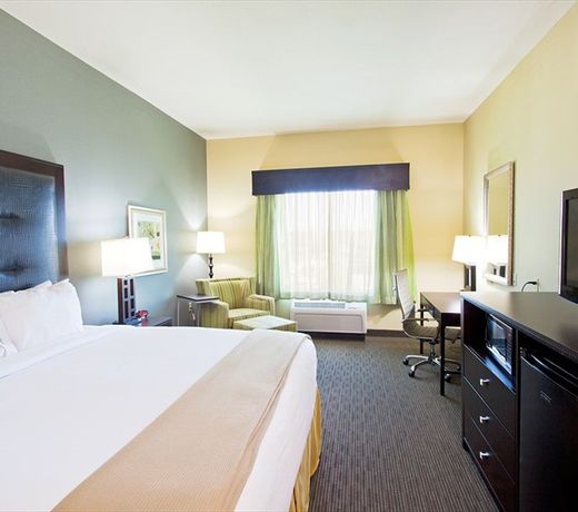 Holiday Inn Express Waycross