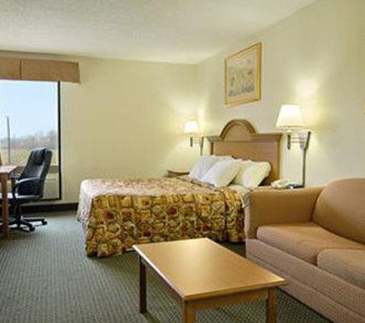Days Inn & Suites by Wyndham New Iberia