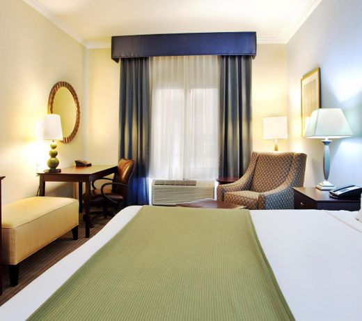 Holiday Inn Express Hotel & Suites New Iberia - Avery Island, an IHG Hotel