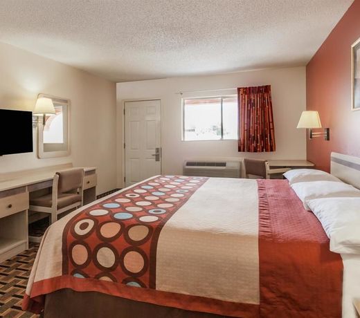 Super 8 by Wyndham Athens TX