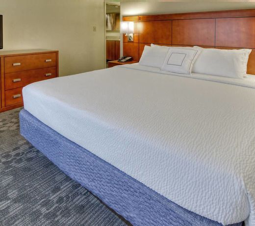 Courtyard by Marriott Burlington