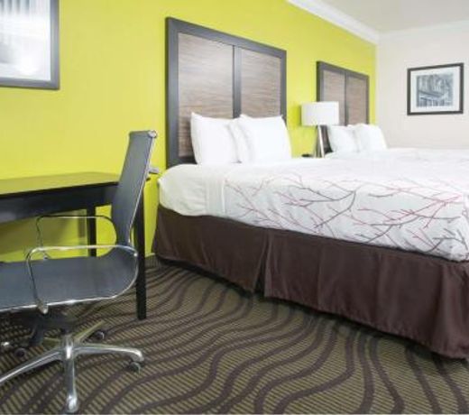 La Quinta Inn by Wyndham Calhoun