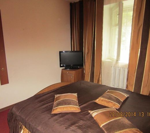Club Hotel