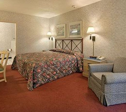 Super 8 by Wyndham Ashland
