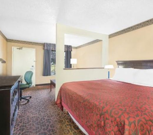 Days Inn & Suites by Wyndham York