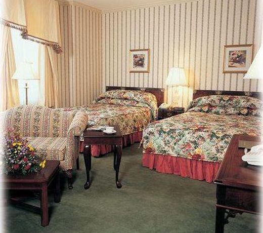 The Yorktowne Hotel