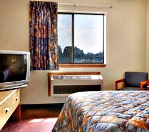 Super 8 By Wyndham York