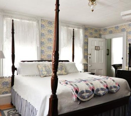 Sally Webster Inn