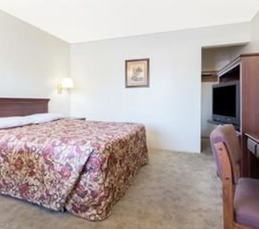 Knights Inn - Baker City