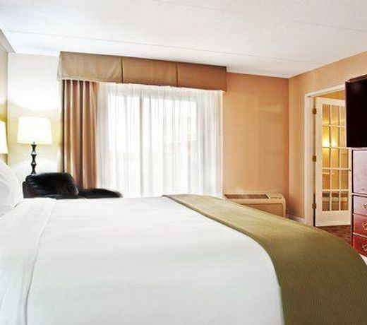 Holiday Inn Express Schaumburg-Rolling Meadows, an IHG Hotel