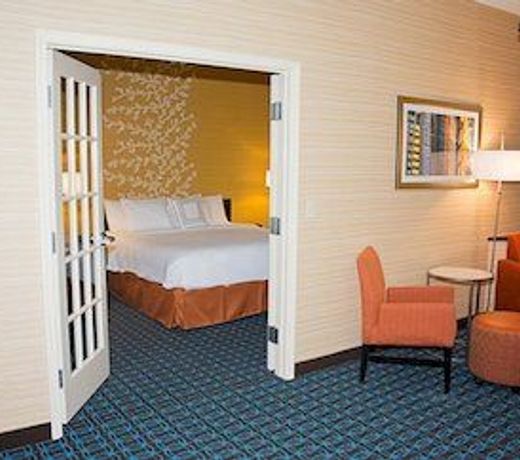 Fairfield Inn & Suites Butler