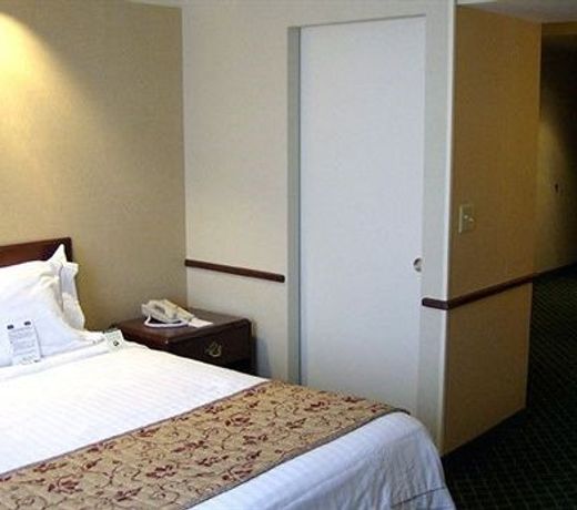 Fairfield Inn & Suites Butler