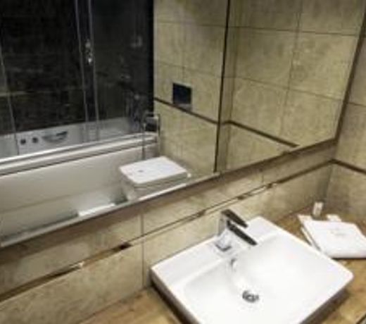 La Vie Suite Hotel