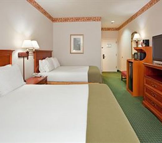 Holiday Inn Express Hotel & Suites Batesville, an IHG Hotel