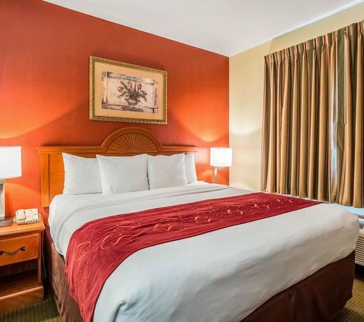 Comfort Suites Batesville