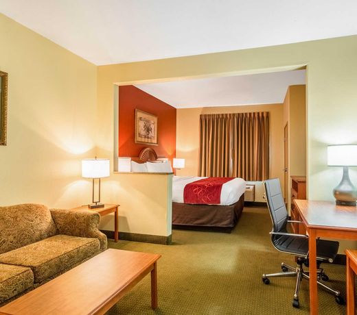 Comfort Suites Batesville