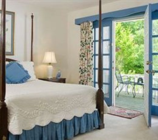 FAIRVILLE INN - BED AND BREAKFAST
