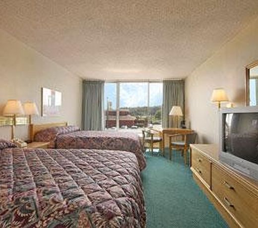 Days Inn by Wyndham Cambridge