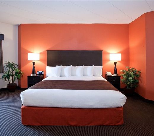 AmericInn by Wyndham Chanhassen