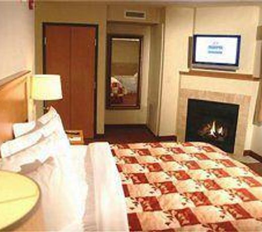 AmericInn by Wyndham Chanhassen
