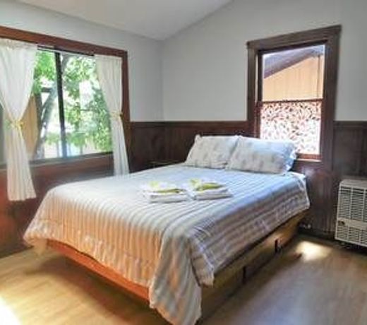 Riverlane Resort