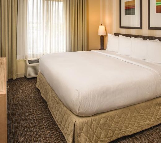 DoubleTree by Hilton Portland - Beaverton