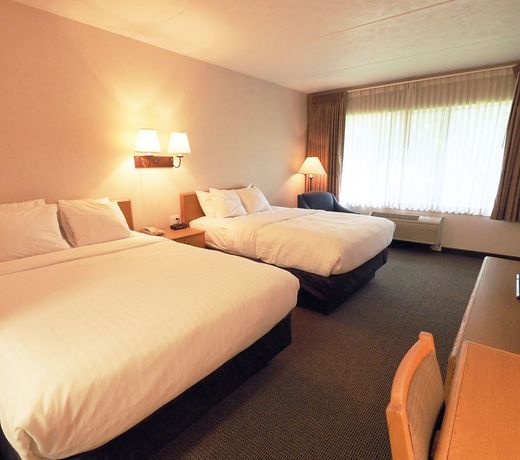 Evergreen Resort