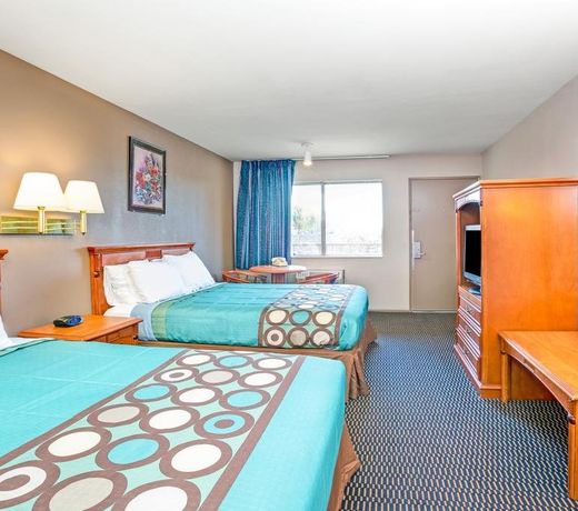 Super 8 by Wyndham Upland Ontario CA