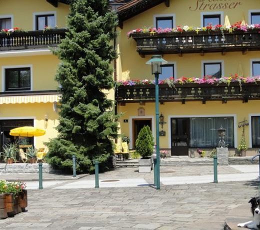 HAUS STRASSER