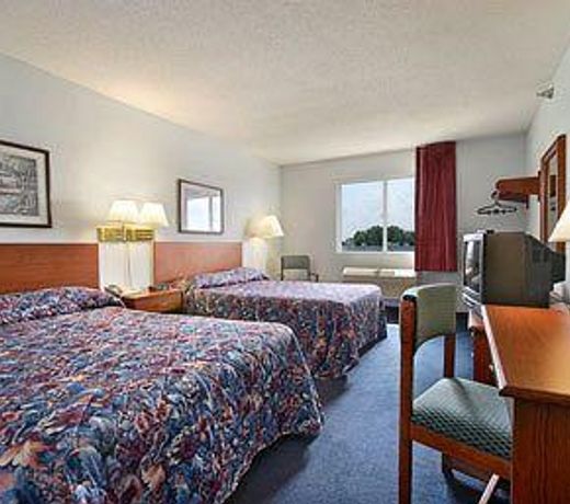 Red Roof Inn Auburn