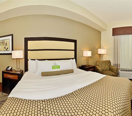La Quinta by Wyndham Auburn
