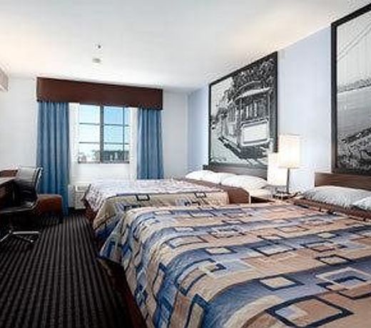 Super 8 by Wyndham San Bruno /SF Intl Arpt West