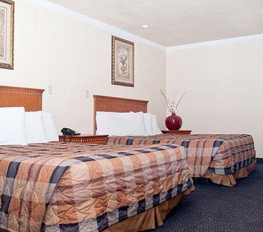 Bayhill Inn