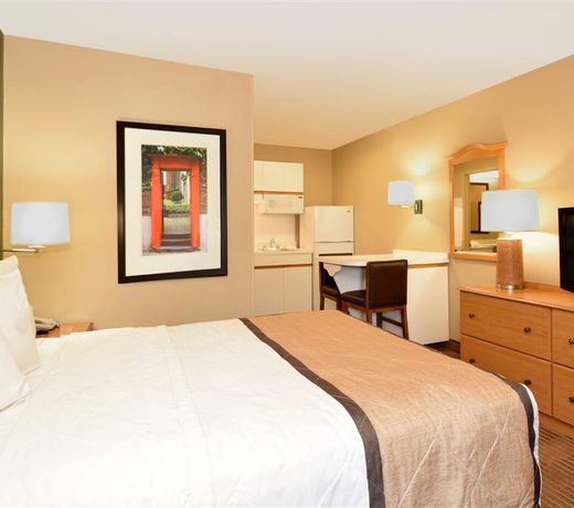 Extended Stay America Suites - San Francisco - San Mateo - SFO