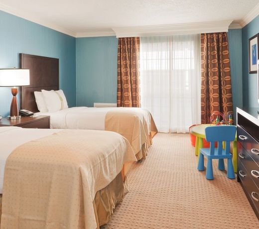 Holiday Inn & Suites San Mateo - SFO, an IHG Hotel
