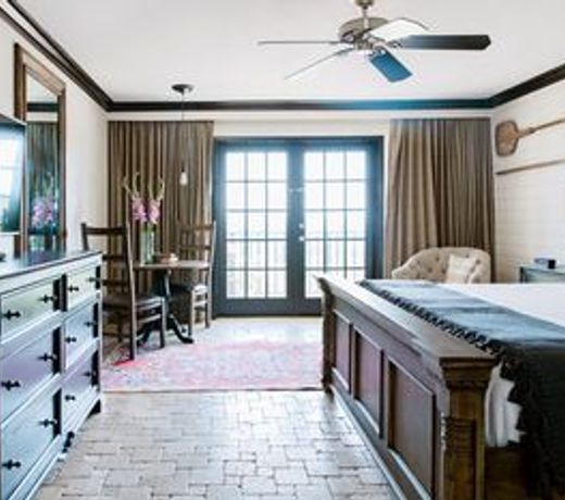 Hillside Boutique Hotel