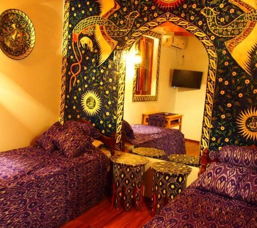 Bibi-Khanym Hotel