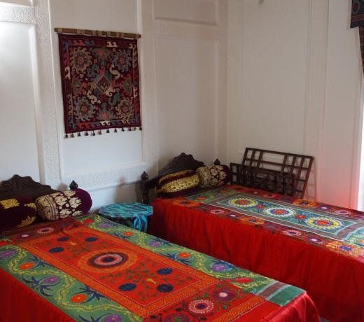Bibi-Khanym Hotel