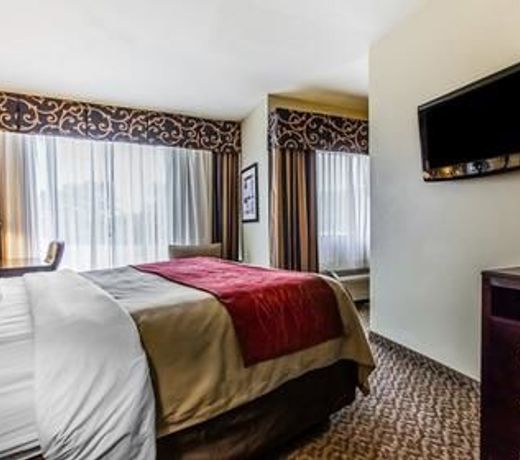 Comfort Inn and Suites Near Lake Guntersville