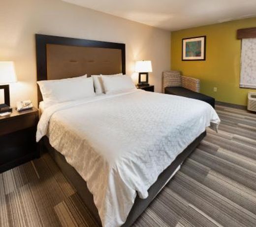 Holiday Inn Express Hotel & Suites South Haven, an IHG Hotel
