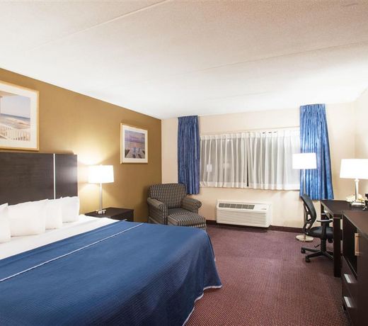 Howard Johnson by Wyndham South Portland