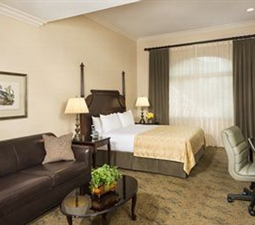 Ayres Suites Diamond Bar