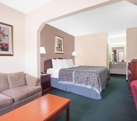 Days Inn by Wyndham Dublin GA